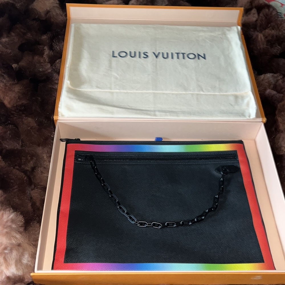 Authentic Louis Vuitton Paris Tagia Rainbow Pochette
A4 Black / Limited Edition